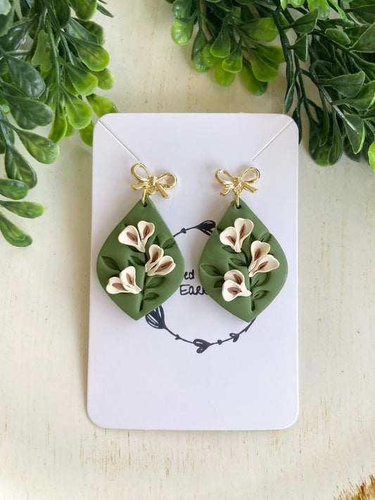 Spring Green Clay Floral Earrings