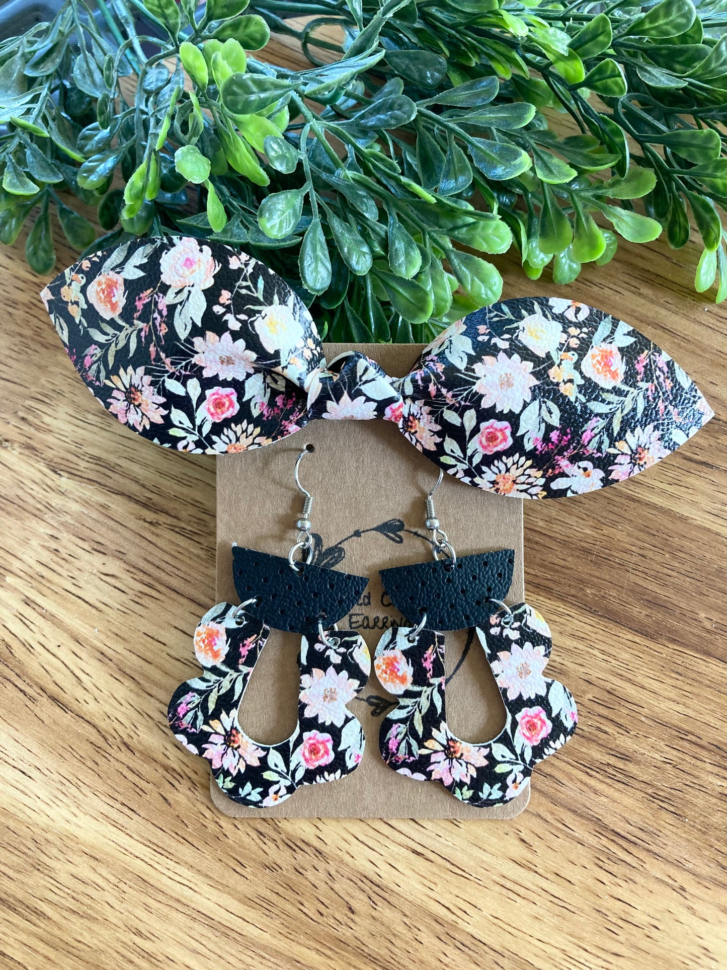 Black Floral Set
